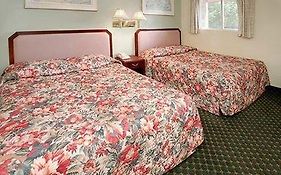 Rodeway Inn Moultonborough New Hampshire 2*